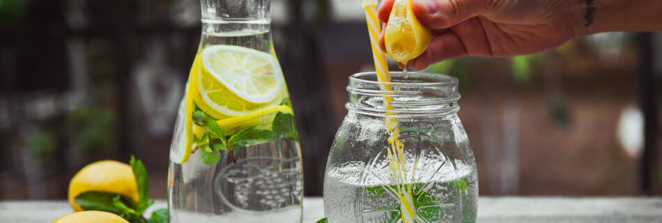 She Drank This Before Bed for 7 Days… The Results Shocked Her